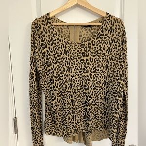 Olivaceous Leopard Print Sweater. Lightweight. Size Medium